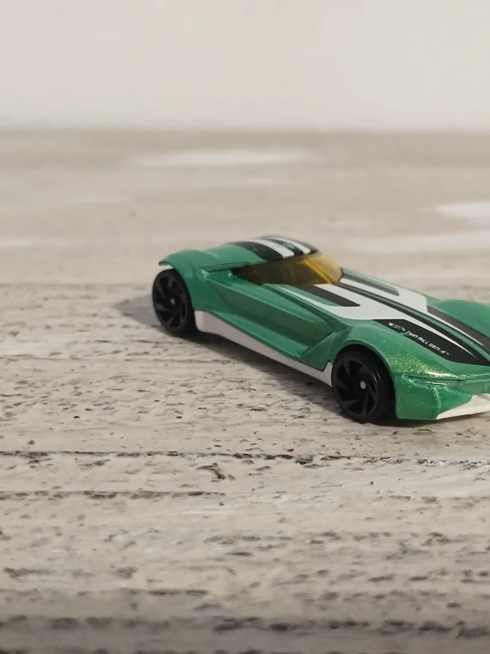 Hot Wheels - 2018 HW Dream Garage Die cast metal and plastic